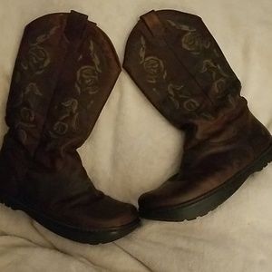 Earth Shoes Wrangler2 Boots Sz 9.5B